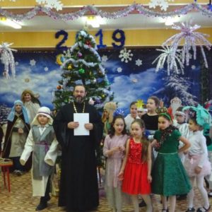 Выступление детской воскресной школы в детском садике №16 «Ладушки»